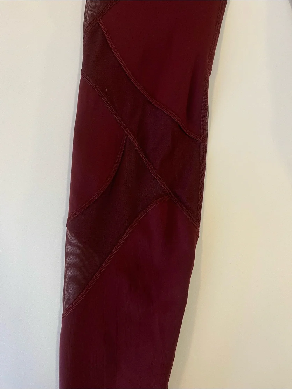 Lululemon Wunder Under High-Rise Tight 28” Mesh Garnet Burgundy Leggings Size 6